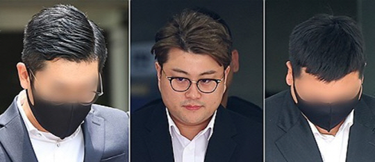 가수 김호중과 소속사 관계자들.<연합뉴스>